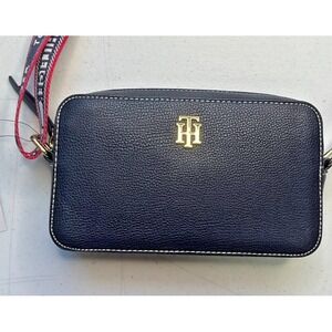 Tommy Hilfiger Women's Adrienne II Pebble Leather Camera Crossbody Bag